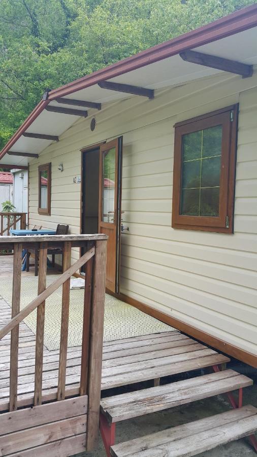 Hotel Bungalo Buzet Exterior foto